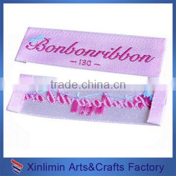 High Quality Low MOQ Woven Charm Clothing Label photo-4