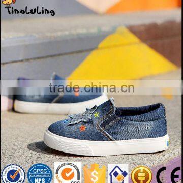 2017 new wholesale shoes Fashion new model canvas shoes for kids