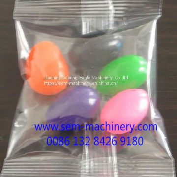 candy gum beans sachet packing machine