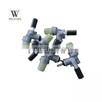 Wholesale Price Excavator Engine parts Fuel Supply Pump 04233878