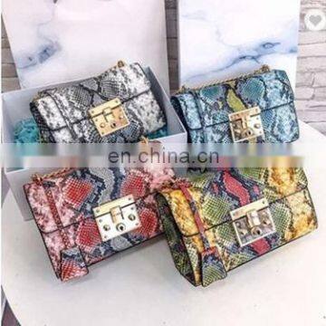 2020 Ladies PU Leather Shoulder Flap Bag Fashion Snake Skin Print Elegant Purse photo-2