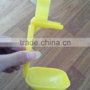 Automatic plastic poultry drinker drip cup/Poultry Drinker Hanging Drip Cups/drip cup for chicken