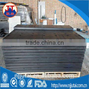 Wear resistant black uhmwpe marine fender pads