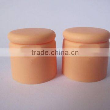 24mm flip top cap for body lotion