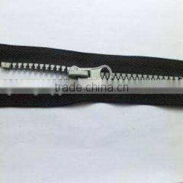 5# plastic zipper resin zipper silver teeth zipper close end zipper with plated silver thumb puller auto-lock slider zipper