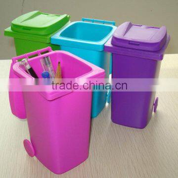 Plastic Mini Desktop Wheelie Bin Desk Tidy photo-5