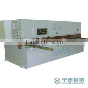 CNC shearing machine