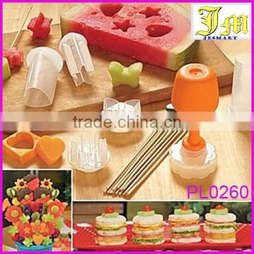 CHEF Fruit Cutter Food DECORATOR CAKE SHAPE CREATOR Pop AS SEEN ON TV