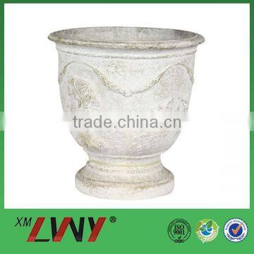 White cheap artificial flowers in decorative pots