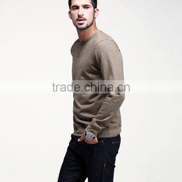 Man Comfy Long Sleeve Plain Sweatshirt photo-2