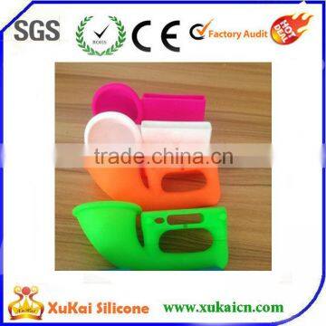 four single color mobile phone silicone speaker