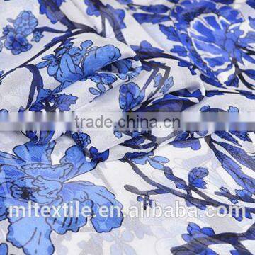 Quality and Quantity Assured Silk Chiffon Floral Printed Fabric photo-3