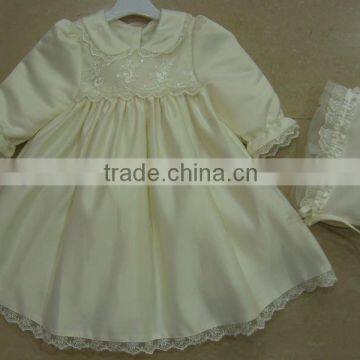 2012 fashion design comfortable white christening romper