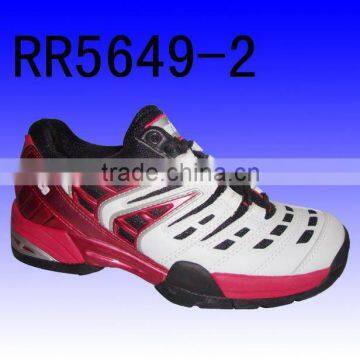 newest style tennis shoes