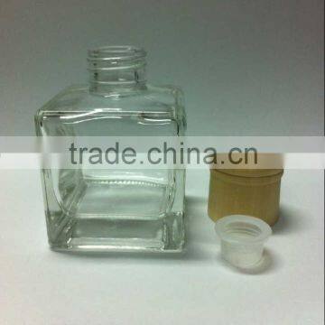 Room Diffuser Square Reed Diffuser Bottle Wholesales With Wooden Cap and Inner Plug photo-2
