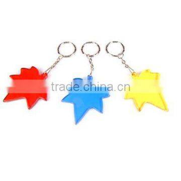 MAPLE LEAF SHAPE KEYCHAIN