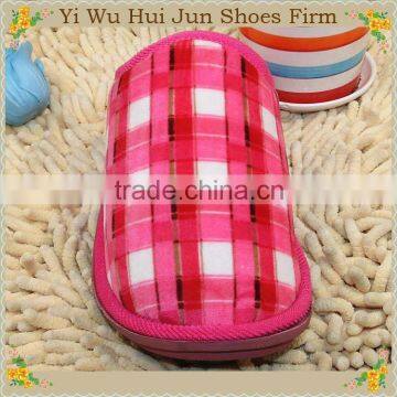 Fachion Slippers From Factory Chenille Slippers photo-3