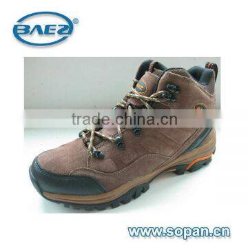 Real leather men hiking shoe