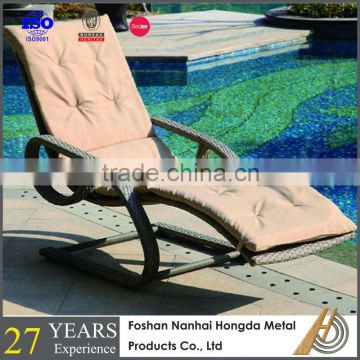 Outdoor PE Rattan sun lounger