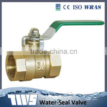 BSP Thread Brass Ball Valve lockable with Handle