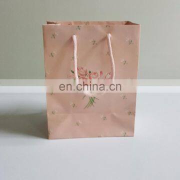 China Factory Custom Eco Shopping Gift Cosmetic Paper Carrier Bag With Led Light photo-4