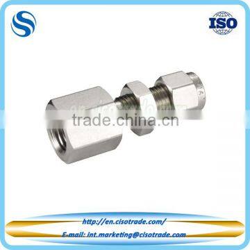 Double ferrule compression tube fitting, female gauge connector