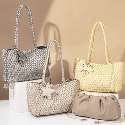 Handwoven Large Capacity Tote Bag Gun Gun Slung Across Body PU Material Vintage Style Shoulder Bag for Daily Use photo-5