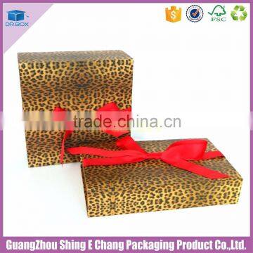 2016 Top Quality Customized Foldable Garment Packaging Box photo-6