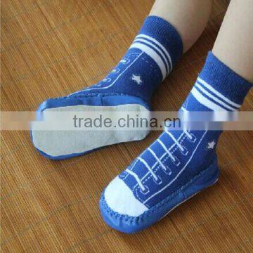 Baby customblue shoe socks with rubber soles