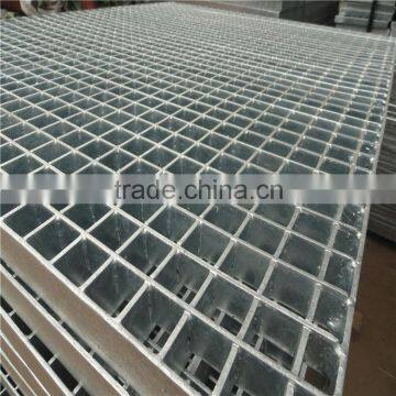 Galvanized Welded Floor Grating Steel Grid Plate photo-4