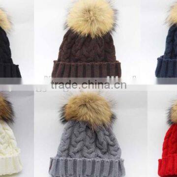 2016 hot selling Real raccoon fur pom poms cable knit hat