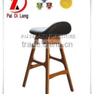 Latest Design High Quality Antique Solid Wood Bar Chair