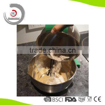 3 piece stainless steel whisk&mixing bowl set with spout,handle and non slip silicone base HC-BH25