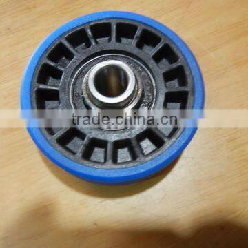 hot sale high quality Escalator step roller made in China  webside china supplier
