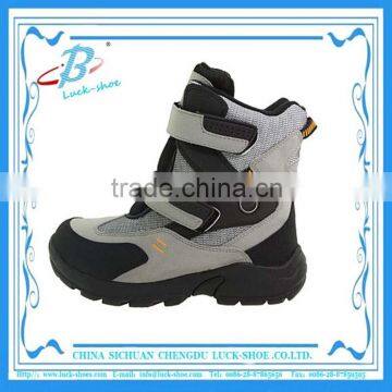 2016 new design OEM waterproof high top hiking shoes