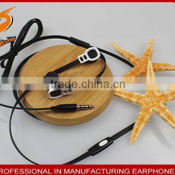Excellent Effective Plastic Earbuds Beauty Designed Earphones With Phone Call Function photo-5