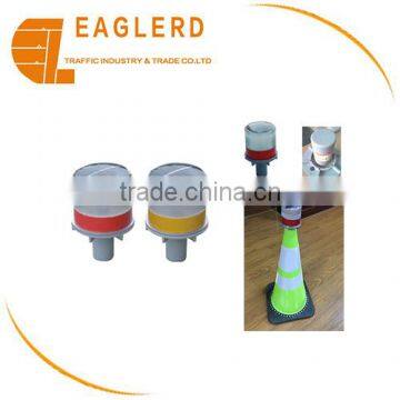 Solar Led Flashing Traffic Cone Light with plastic handle