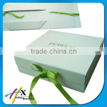 White cosmetic box paper material