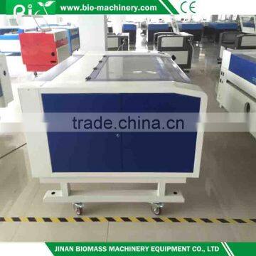 Embroidery,garments,shoemaking,label processing,arts and crafts,etc.laser engraving & cutting machine