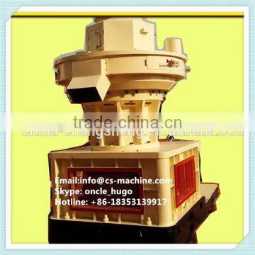 CSRPM 2015 New Ring Die Roller Wood Sawdust Pellet Mill Machine photo-2