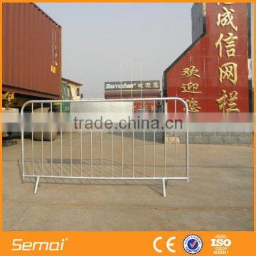 Low price removable metal crowd control barrier