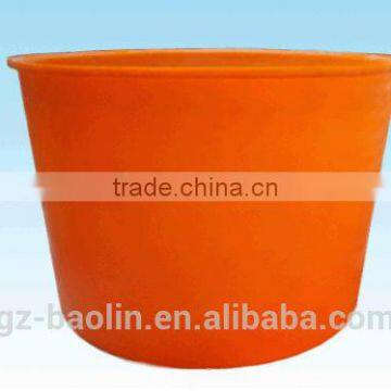 Ourdoor application of round container