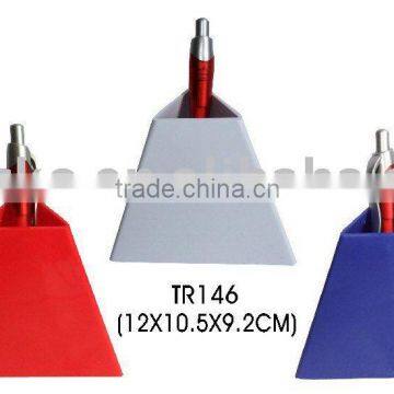 pyramid shape plastic pen holder