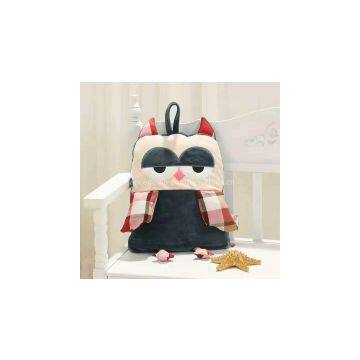 Wholesale 110*150cm Flannel Owl Series Straps Blanke Carrying Dual-Use Pillow And Blankets