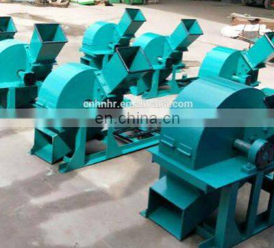Sawdust Machine for Crushing Wood Chips in Wood Pellet Production Line photo-4