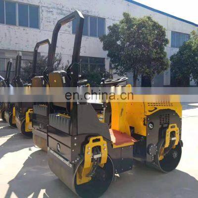 Low price 1ton Gasoline Ride on double drum roller