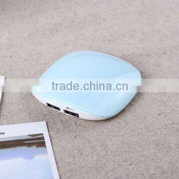 Hot sales and mini shell shaped power bank mobile battery charger