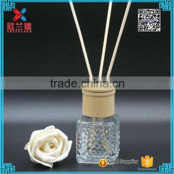 wholesale embossed square empty aroma reed diffuser glass bottle 45ml