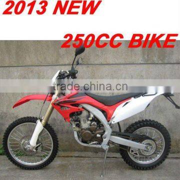 250CC FULL SIZE DIRT BIKE