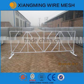 PVC white coated crowd control barrier for America